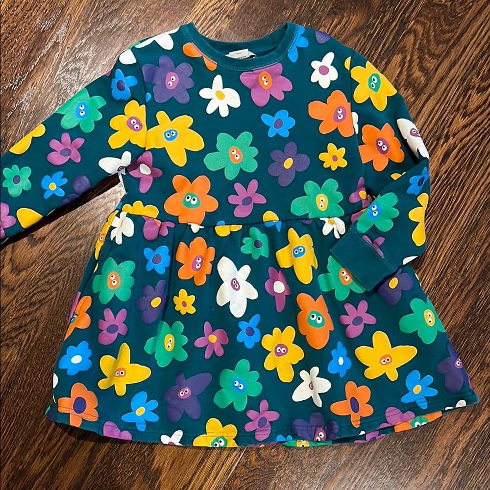 Stella McCartney Kids Flower Sweatshirt Long Sleeve Dress, Sz 6. Great condition